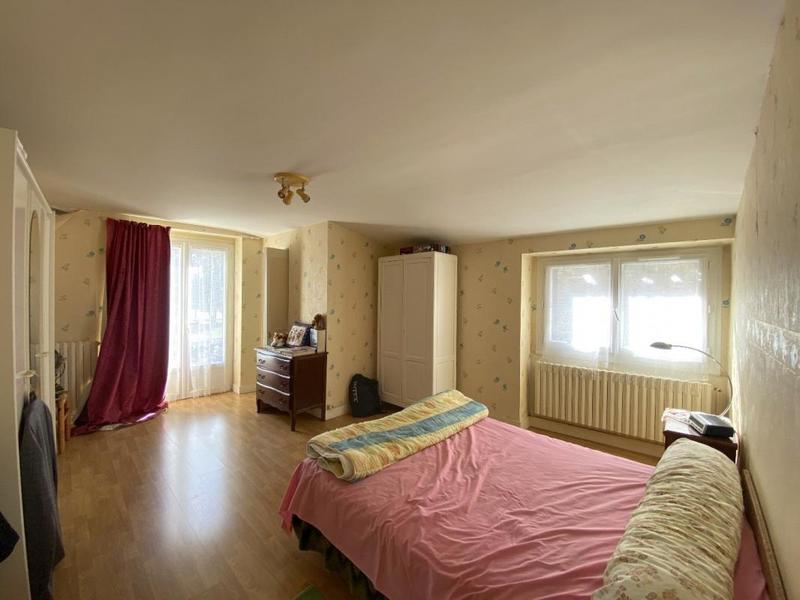 Maison - 315 m² - 11 pièces