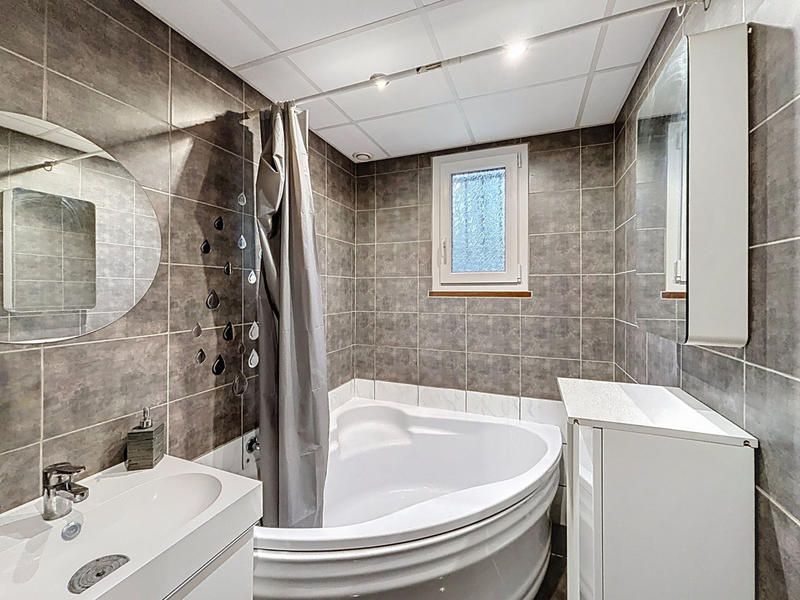 Maison - 140 m² - 4 pièces