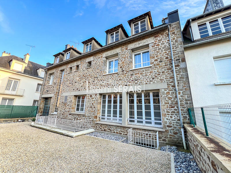 Appartement - 140 m² - 5 pièces