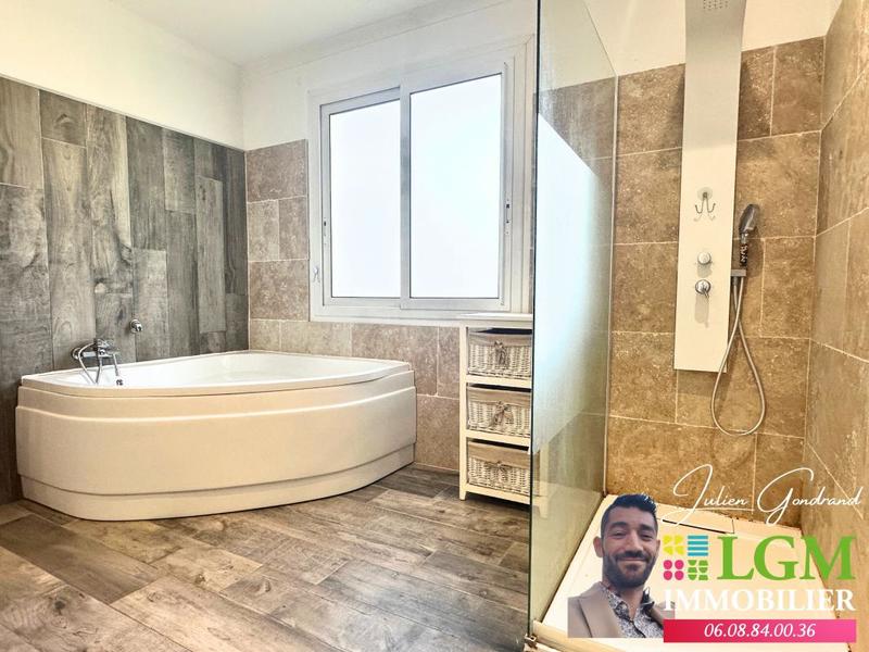 Maison - 193 m² - 6 pièces