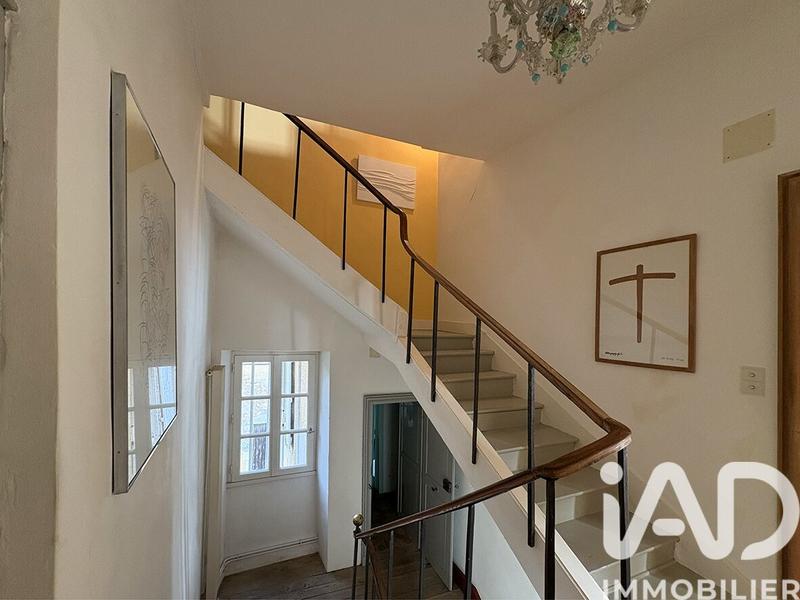 Maison - 292 m² - 9 pièces