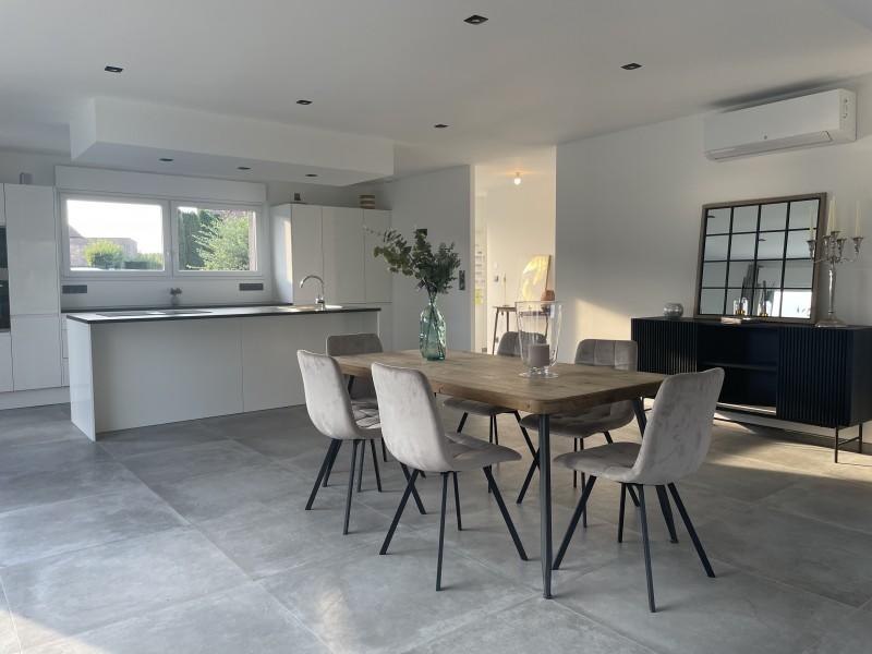 Maison - 150 m² - 5 pièces