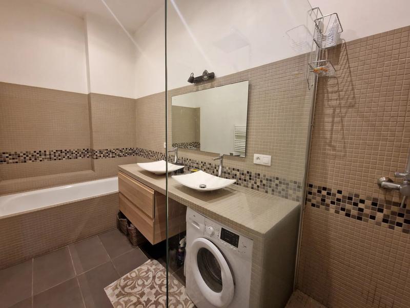 Appartement - 92 m² - 3 pièces