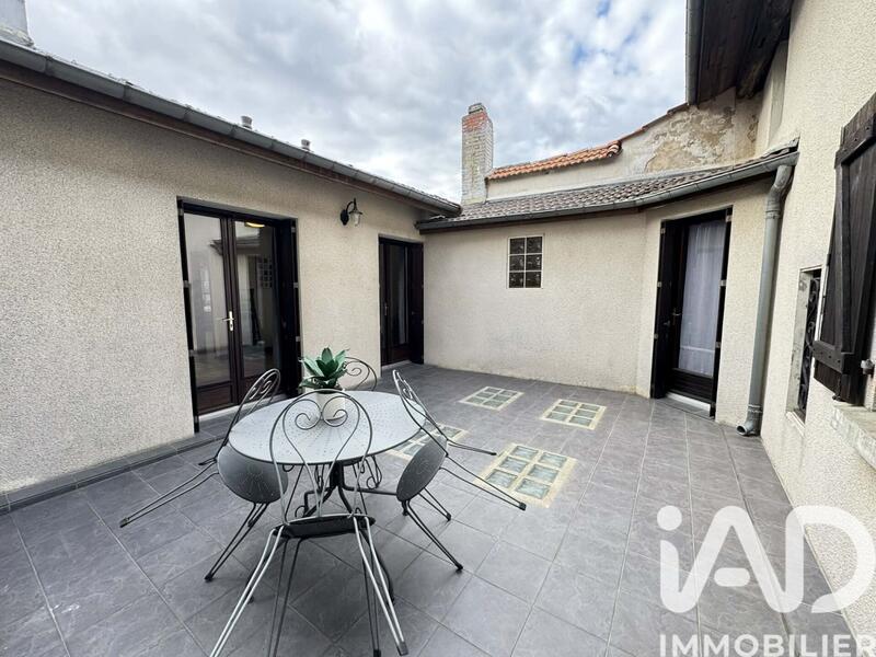 Maison - 160 m² - 7 pièces