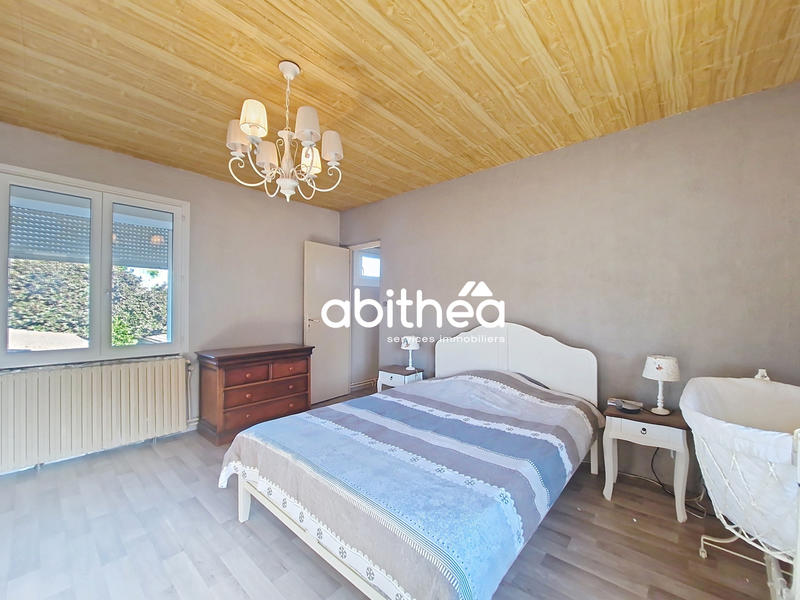 Maison - 102 m² - 4 pièces