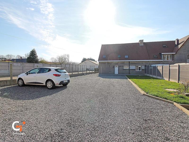 Immeuble - 254 m² - 8 pièces