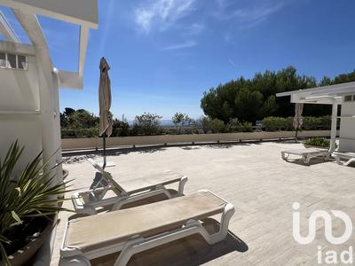 Appartement - 90 m² - 3 pièces