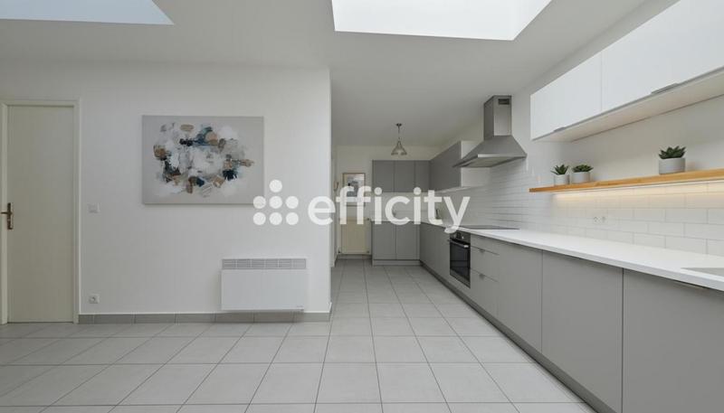 Maison - 123 m² - 4 pièces