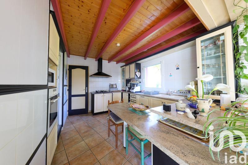 Maison - 530 m² - 20 pièces