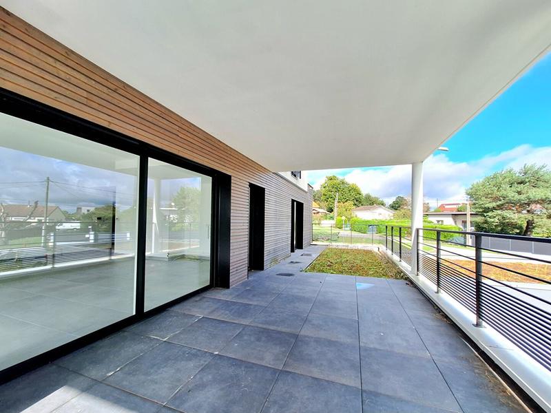 Appartement - 80 m² - 4 pièces