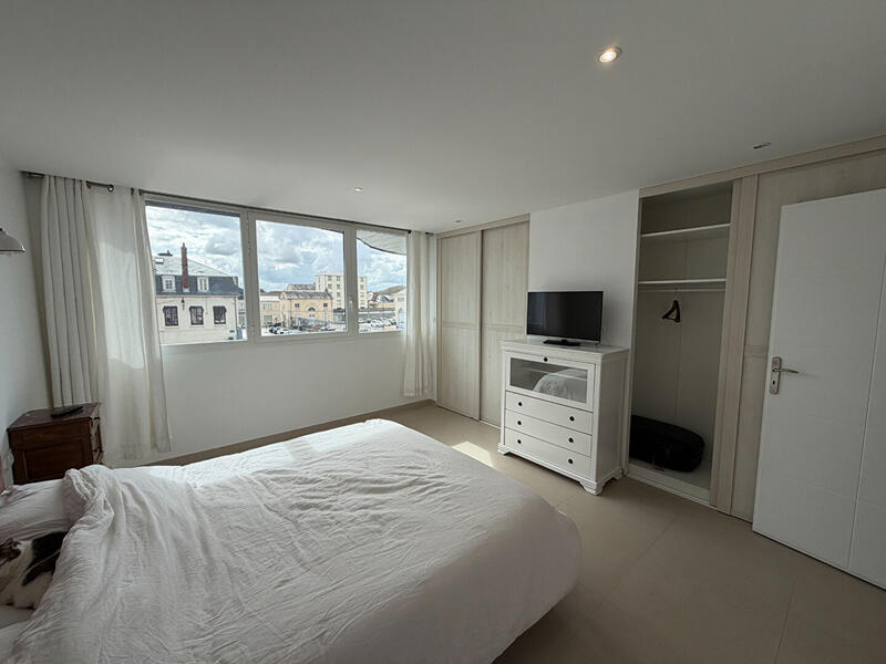 Appartement - 118 m² - 4 pièces