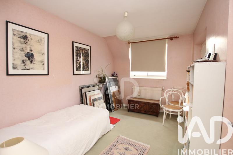 Maison - 223 m² - 8 pièces