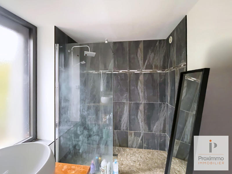 Maison - 114 m² - 5 pièces