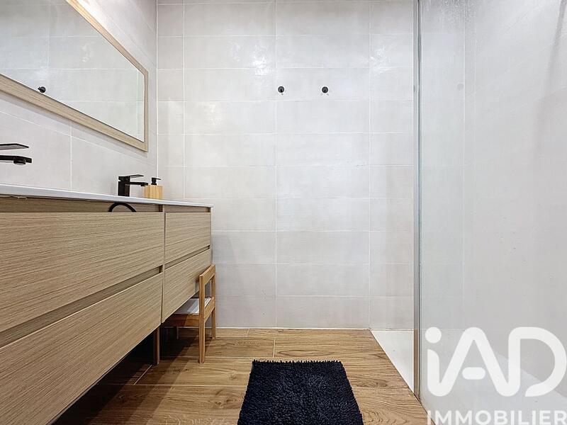 Maison - 97 m² - 5 pièces