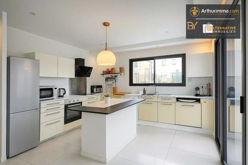 Maison - 142 m² - 6 pièces