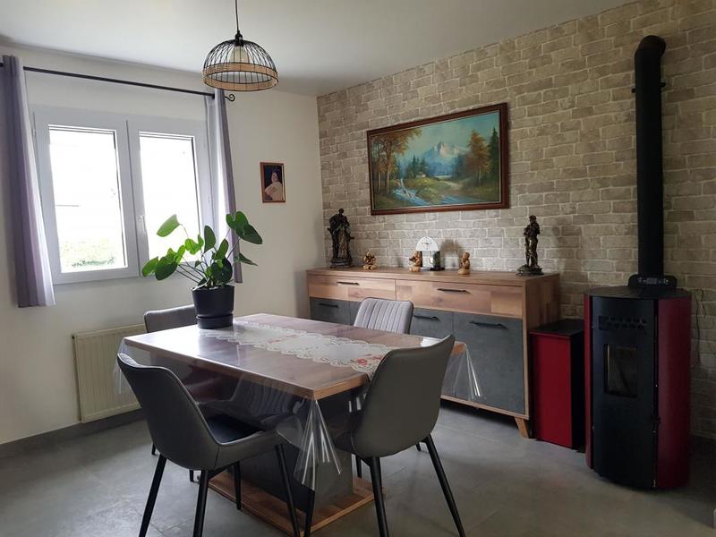 Maison - 95 m² - 5 pièces