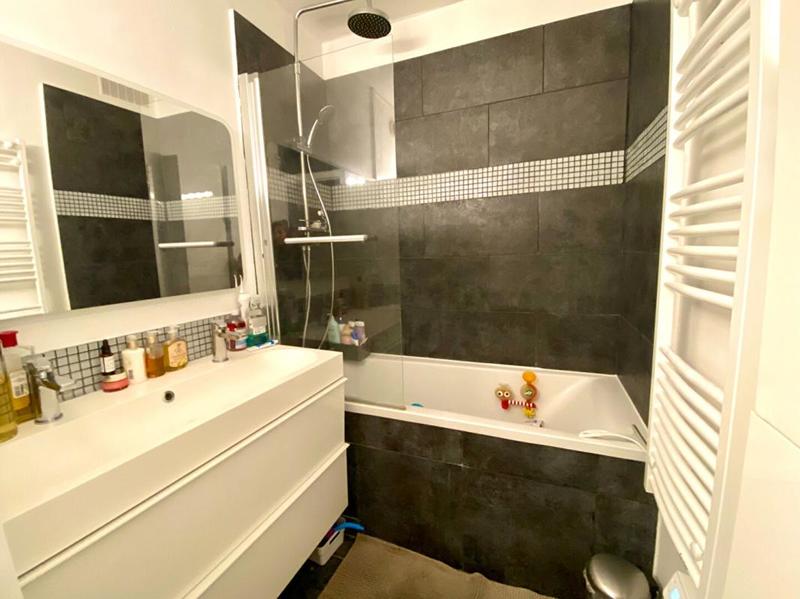 Appartement - 77 m² - 4 pièces