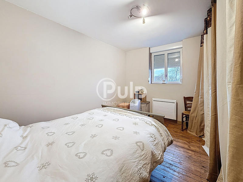 Maison - 227 m² - 9 pièces