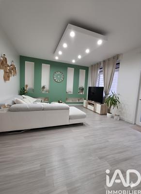 Maison - 164 m² - 9 pièces