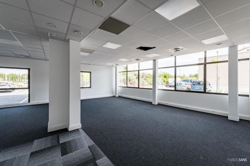 Bureau - 146 m²