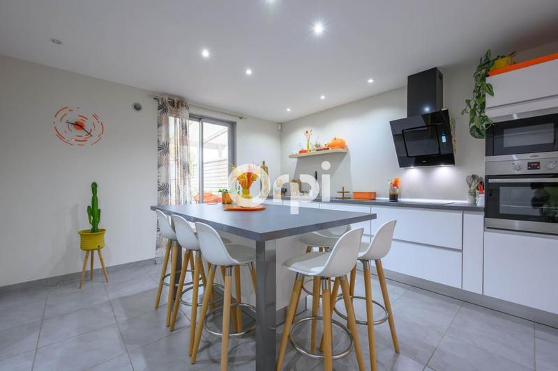 Maison - 103 m² - 4 pièces