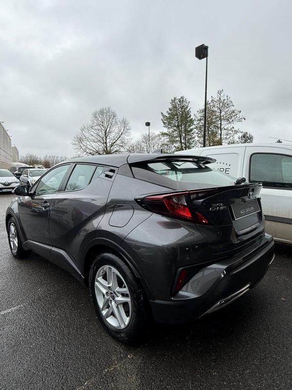 Toyota c-Hr (2) 2.0 Hybride Dynamic Business + Programme Beyond Zero Academy