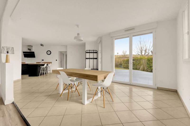 Maison - 113 m² - 5 pièces