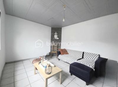 Maison - 80 m² - 4 pièces