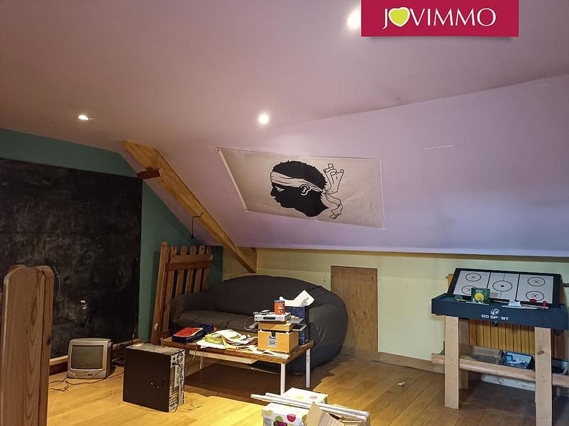 Maison - 174 m² - 10 pièces