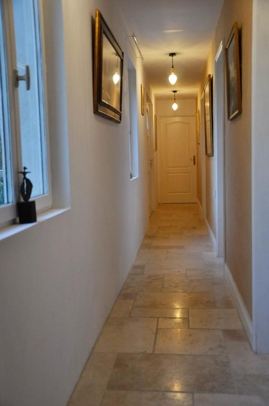 Maison - 216 m² - 7 pièces