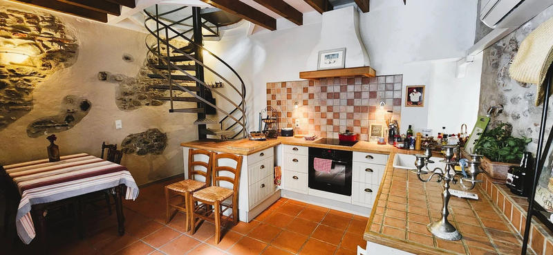 Maison traditionnelle - 69 m² - 5 pièces