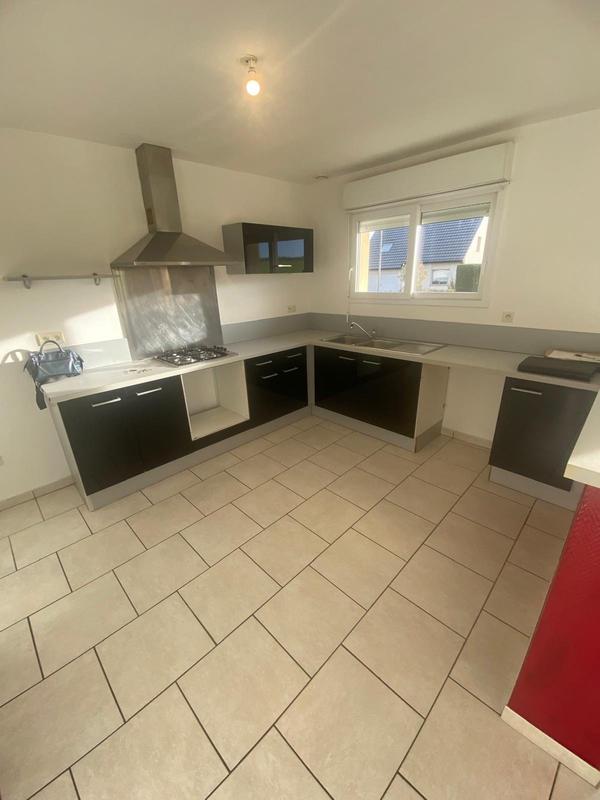 Maison - 102 m² - 4 pièces