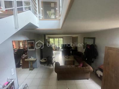 Maison - 152 m² - 5 pièces