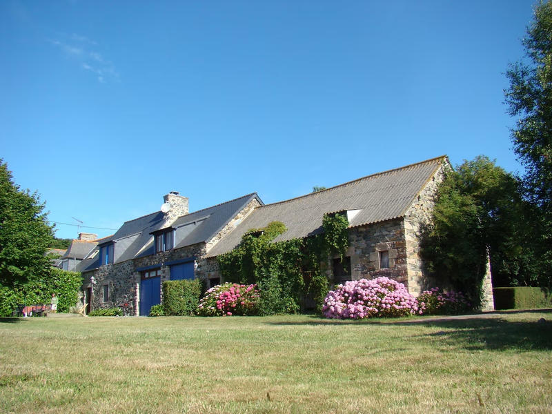 Maison - 80 m² - 5 pièces