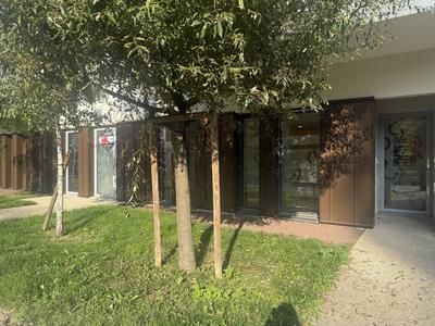 Local commercial - 139 m² - 6 pièces