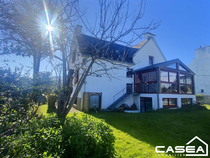 Maison - 160 m² - 8 pièces