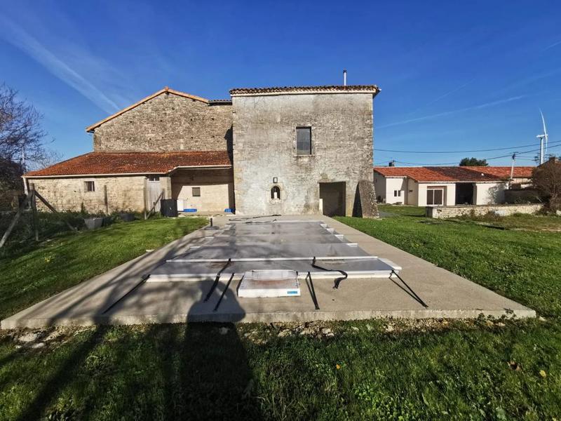 Maison - 280 m² - 7 pièces