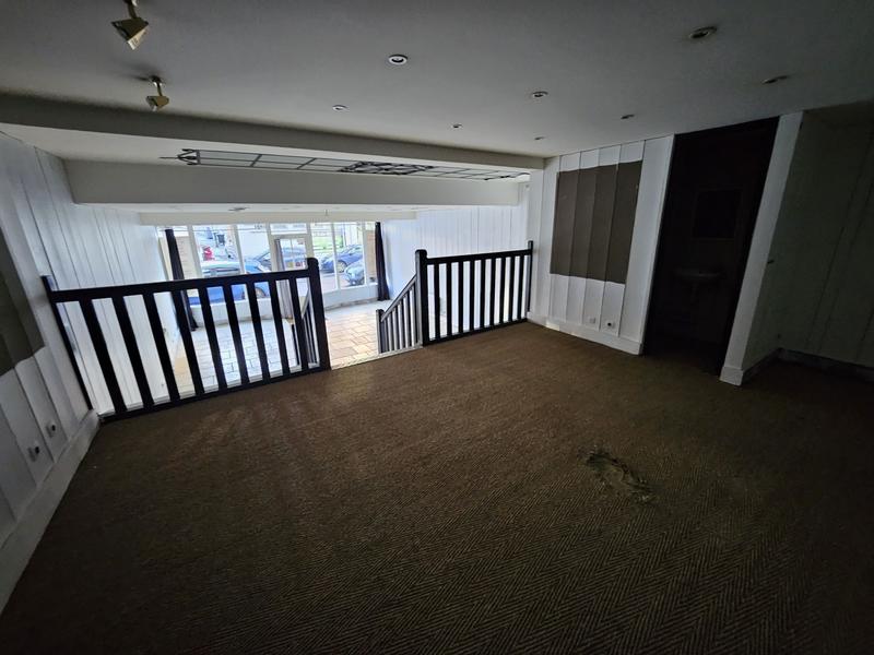 Local commercial - 66 m² - 3 pièces