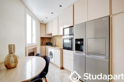 Appartement - 70 m² - 1 pièce