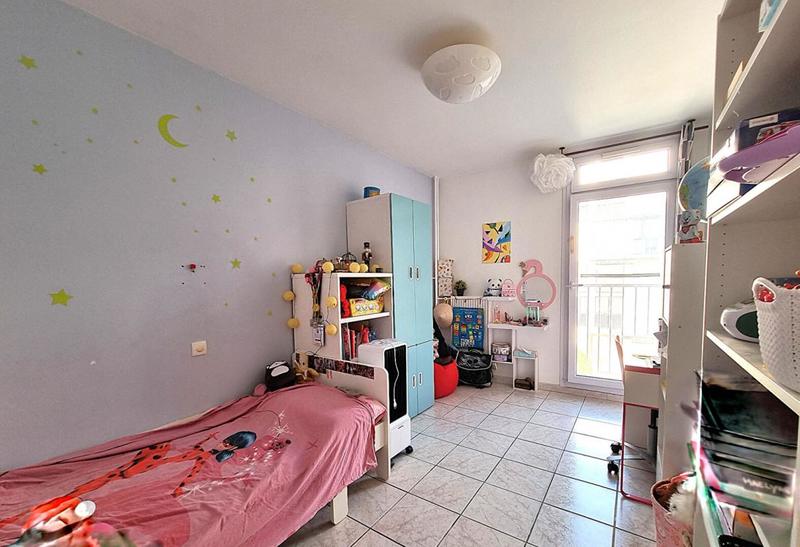 Appartement - 106 m² - 4 pièces