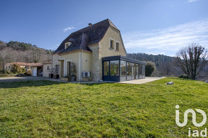 Maison - 185 m² - 6 pièces
