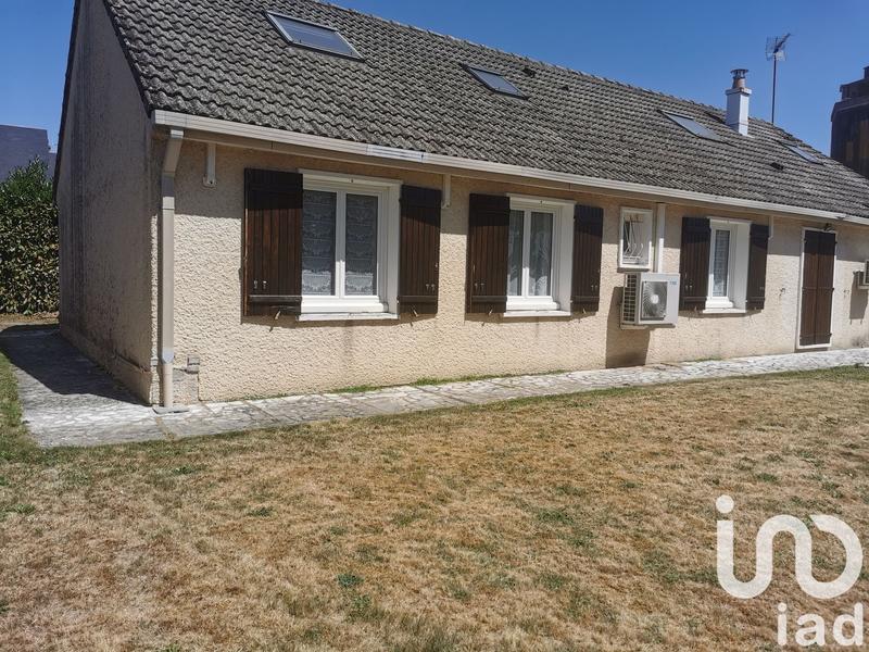 Maison - 143 m² - 8 pièces