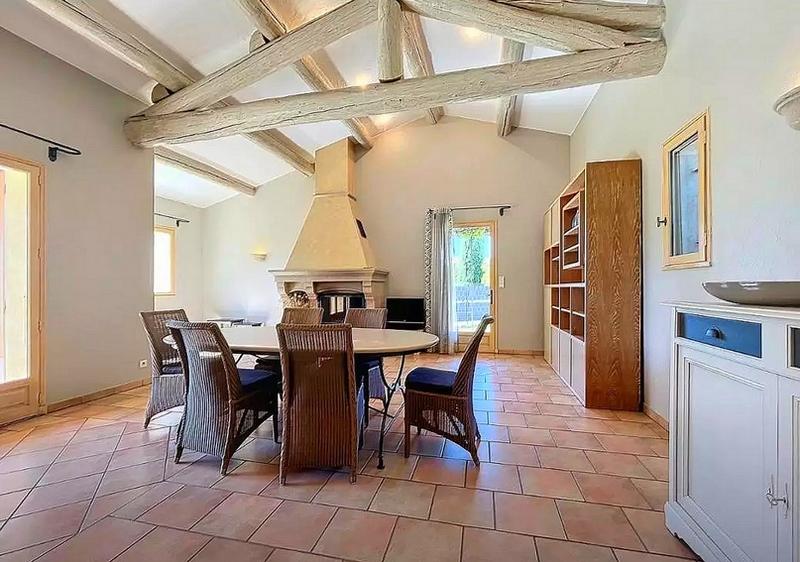 Villa - 145 m² - 9 pièces