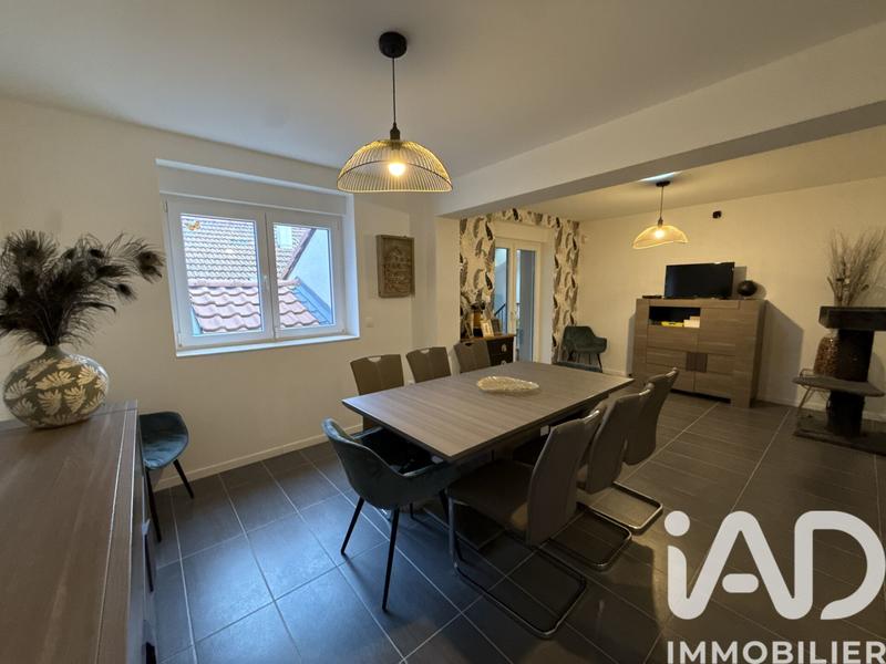 Maison - 179 m² - 7 pièces