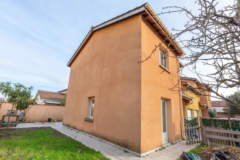 Maison - 102 m² - 5 pièces