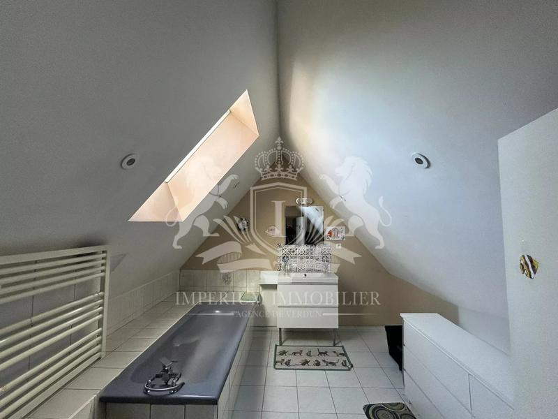 Maison - 100 m² - 6 pièces