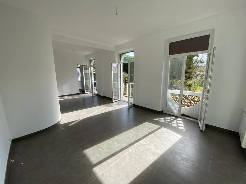 Appartement - 77 m² - 3 pièces