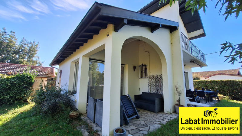 Maison - 89 m² - 5 pièces