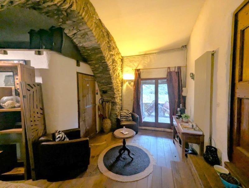 Corps de ferme - 241 m² - 6 pièces