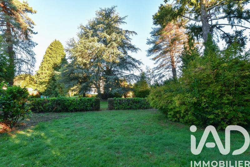 Maison - 284 m² - 9 pièces